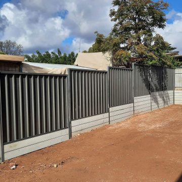Colorbond fencing adelaide and retaining